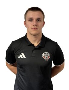 18 Erik Potsinok