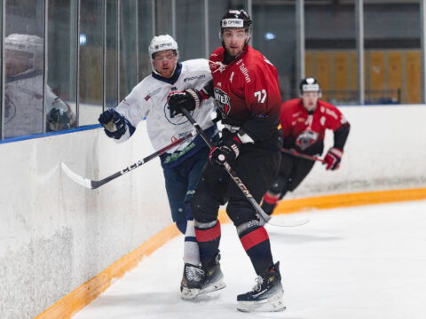 HC Panter alistas kodujääl valitseva meistri HK Mogo/RSU 6:4