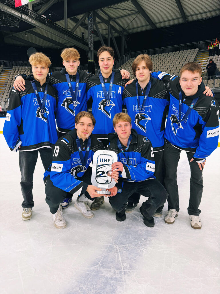 Eesti U20 koondis saavutas IIHF 1. divisjoni B-grupi MM-il ajaloolise hõbemedali